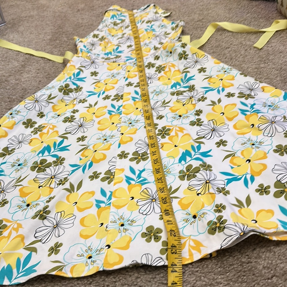 Yellow White Floral Fit & Flare Summer Dress Sleeveless Size 6 - Picture 9 of 10